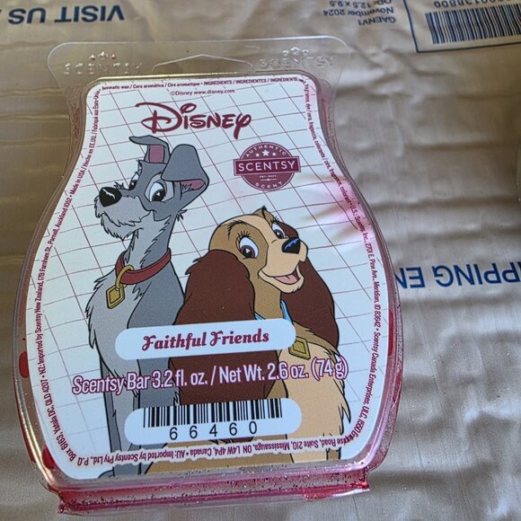 Scentsy wax bars Lot Of Three Disney & friends, Lady & Tramp, Iced Pine Scents - Picture 3 of 8